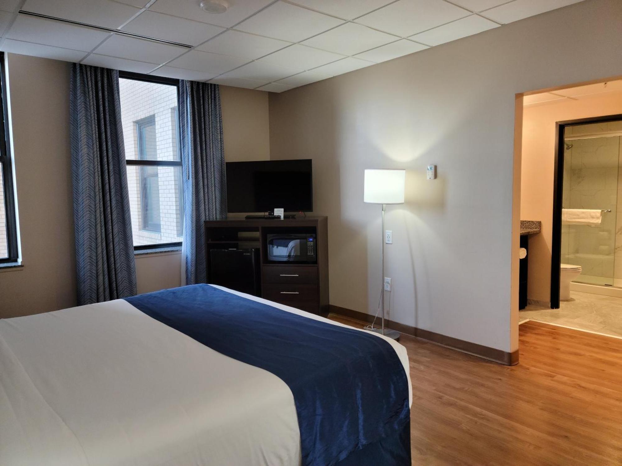 Ariel Broadway Hotel Lorain Exteriér fotografie